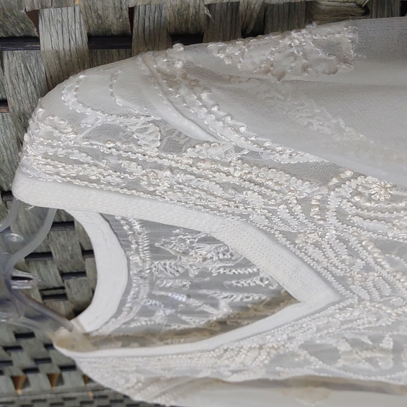 Women's cream sheer tunic - Picture 10 of 12